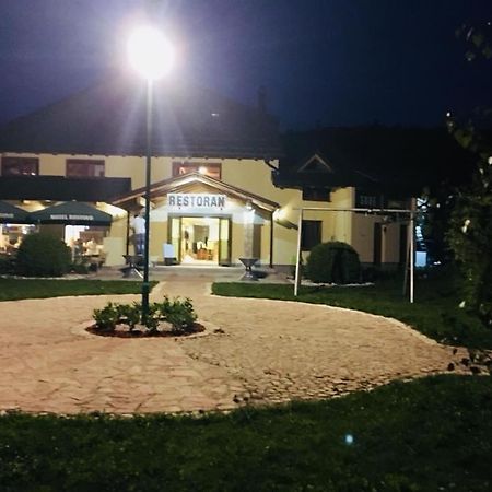 Omladinski Hotel Rostovo Bugojno Zewnętrze zdjęcie