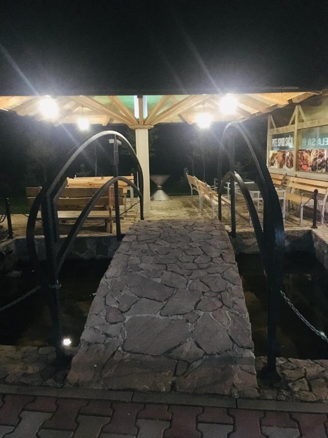 Omladinski Hotel Rostovo Bugojno Zewnętrze zdjęcie