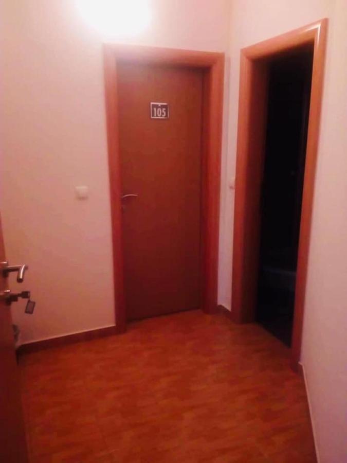 Omladinski Hotel Rostovo Bugojno Zewnętrze zdjęcie