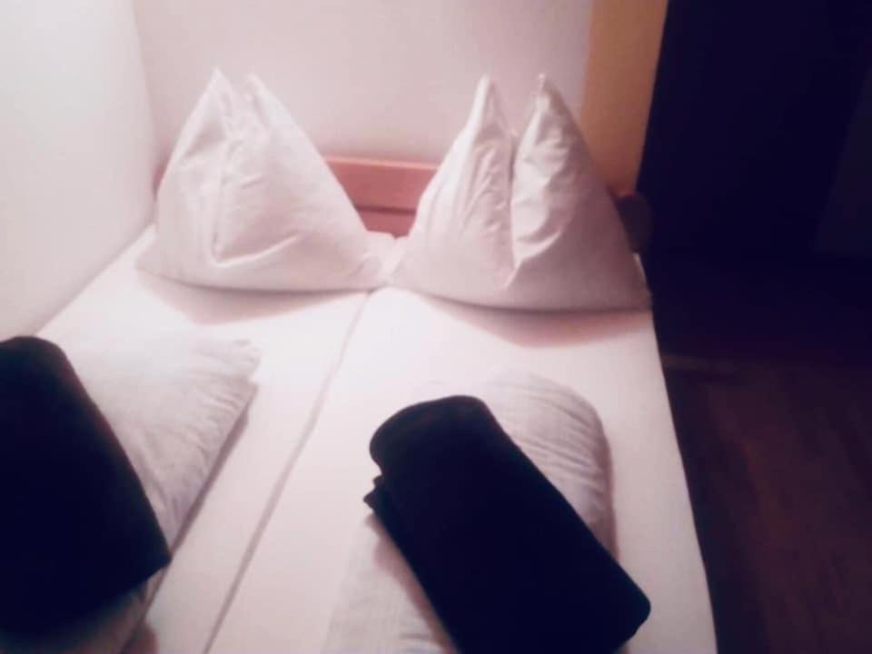Omladinski Hotel Rostovo Bugojno Zewnętrze zdjęcie