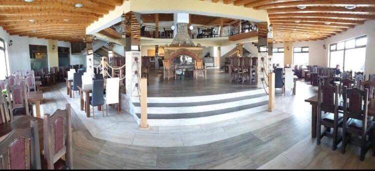Omladinski Hotel Rostovo Bugojno Zewnętrze zdjęcie